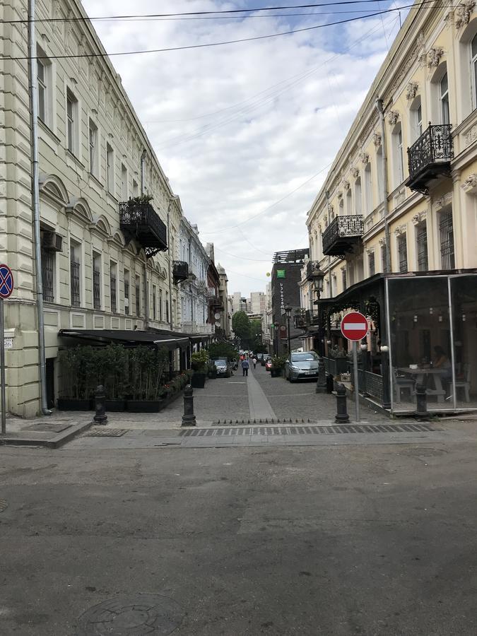 Апартаменты Liberty Square Sent2 Тбилиси Экстерьер фото